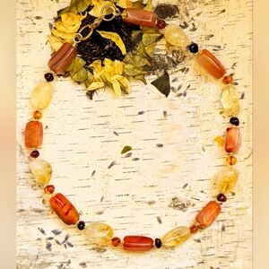 Chunky Carnelian, Citrine Stones, And Amber In Necklace Choker In Gold Plated